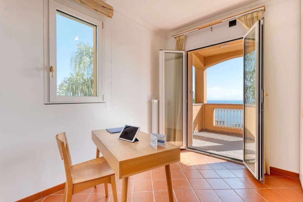 Maison à BEAUSOLEIL