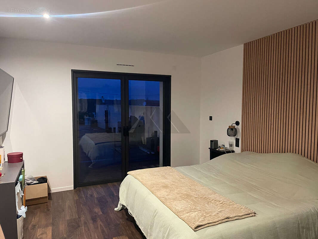 Maison à LE RELECQ-KERHUON