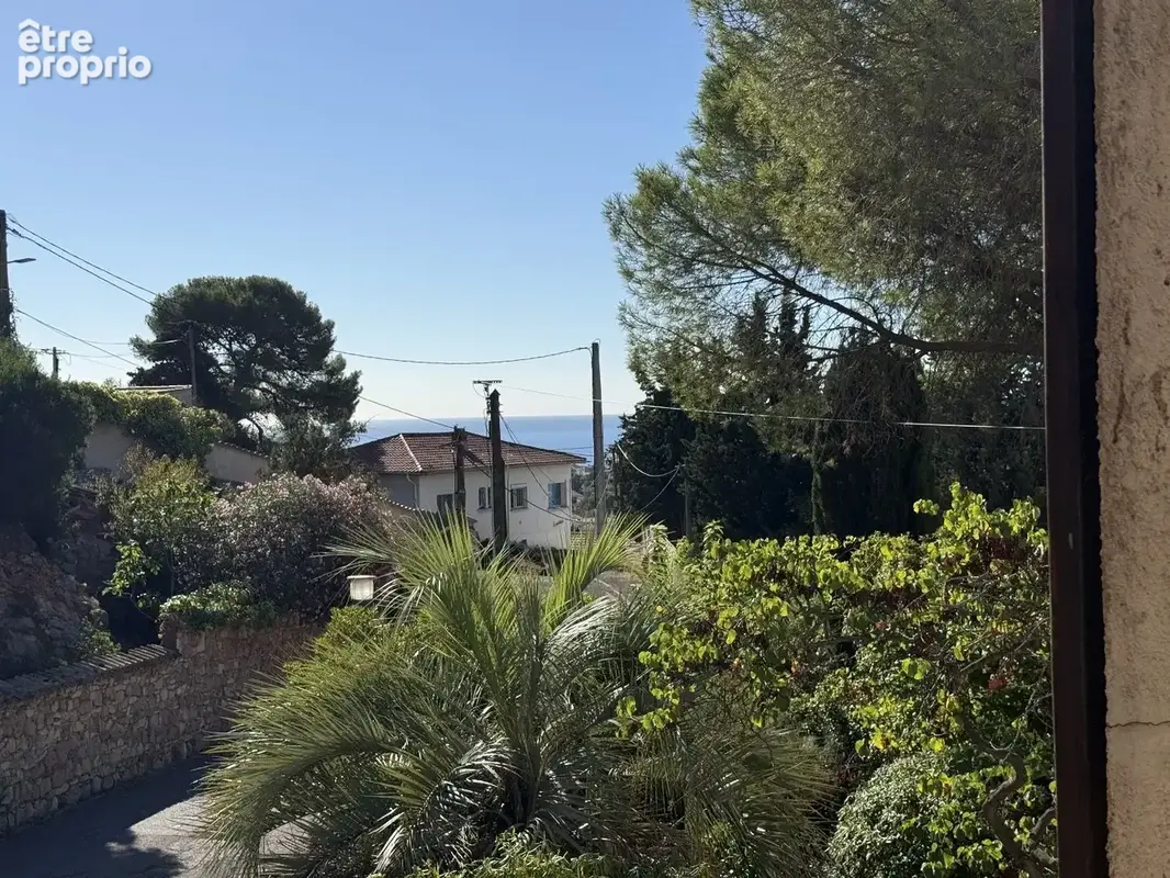 Villa T4 de de 130m² situé dans la Bas du Mont Saint-Clair Sud avec petite vue mer - photo 2