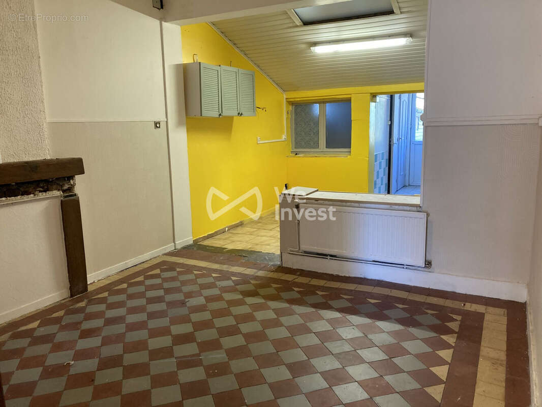 Maison à AULNOYE-AYMERIES