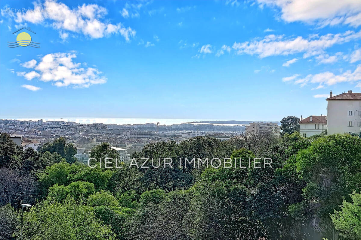 Appartement à CANNES