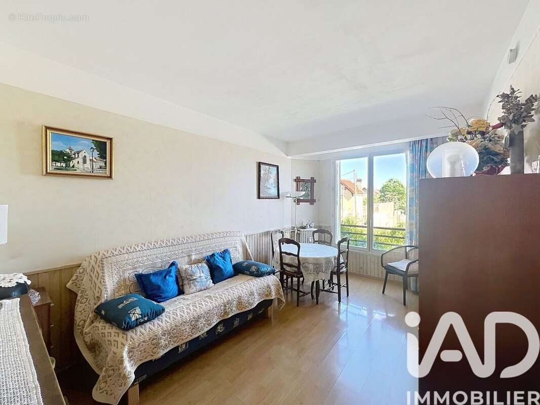 Photo 3 - Appartement à SAINT-MAUR-DES-FOSSES