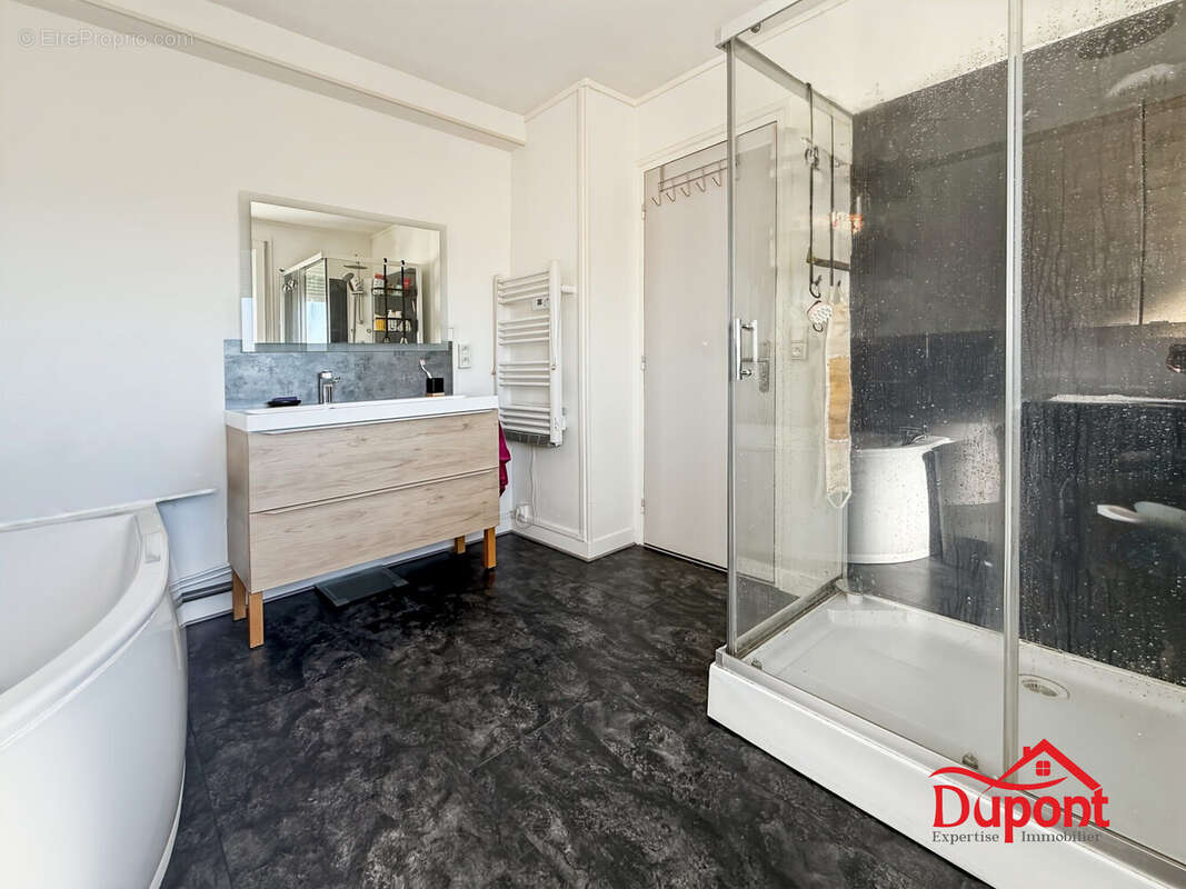 Appartement à CHARLEVILLE-MEZIERES