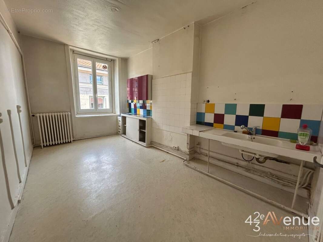 Appartement à SAINT-ETIENNE