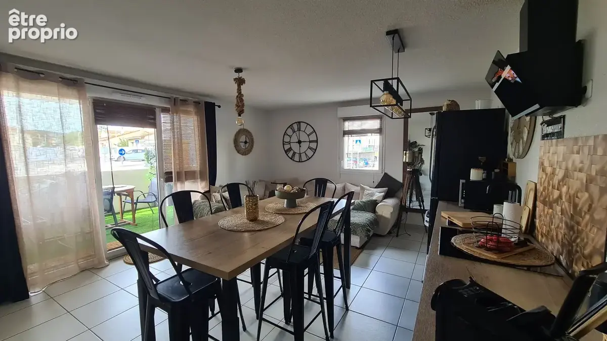 Frontignan, appartement T3 vendu meublé,  terrasse, place de parking - photo 4