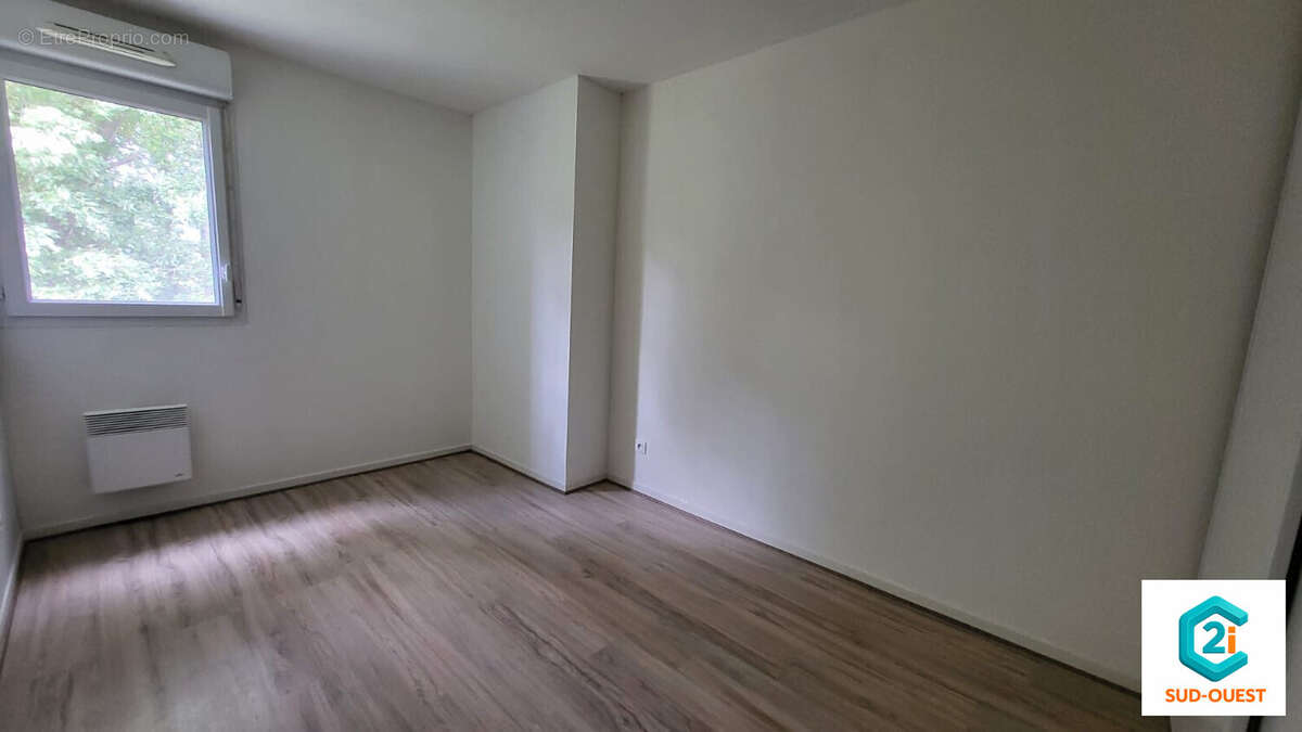 Appartement à LA SALVETAT-SAINT-GILLES