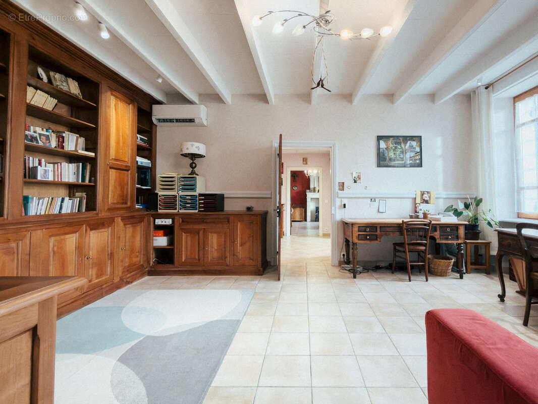 Maison à BAIGNES-SAINTE-RADEGONDE