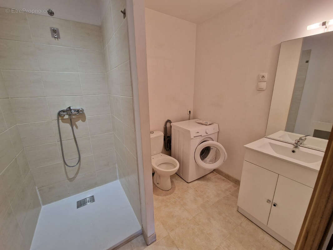 Appartement à GONFARON