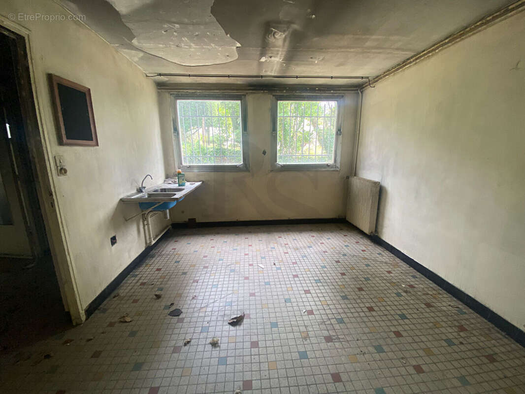 Commerce à DOMFRONT