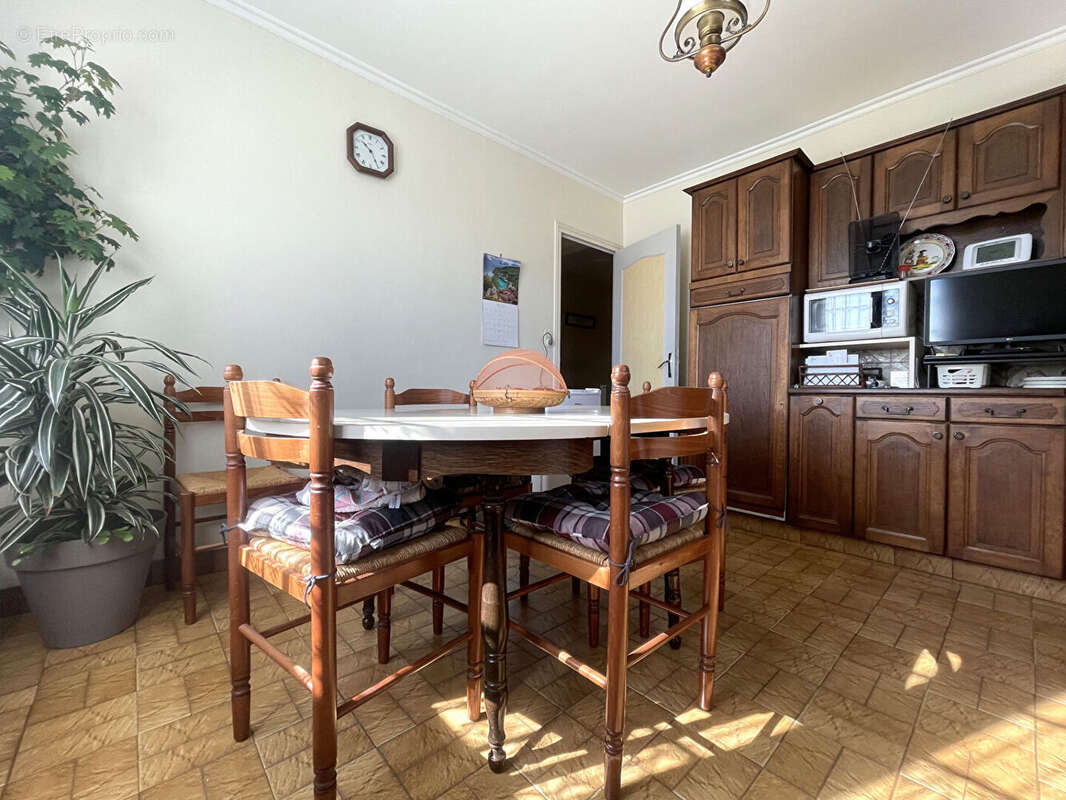 Maison Néo Bretonne au Bourg de PLUGUFFAN - photo 5