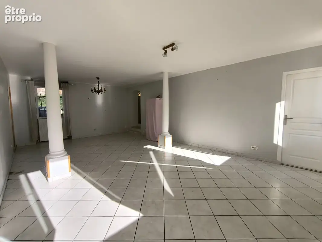 Maison 192m²-Terrain 158m²-4 chambres-Cave - photo 3