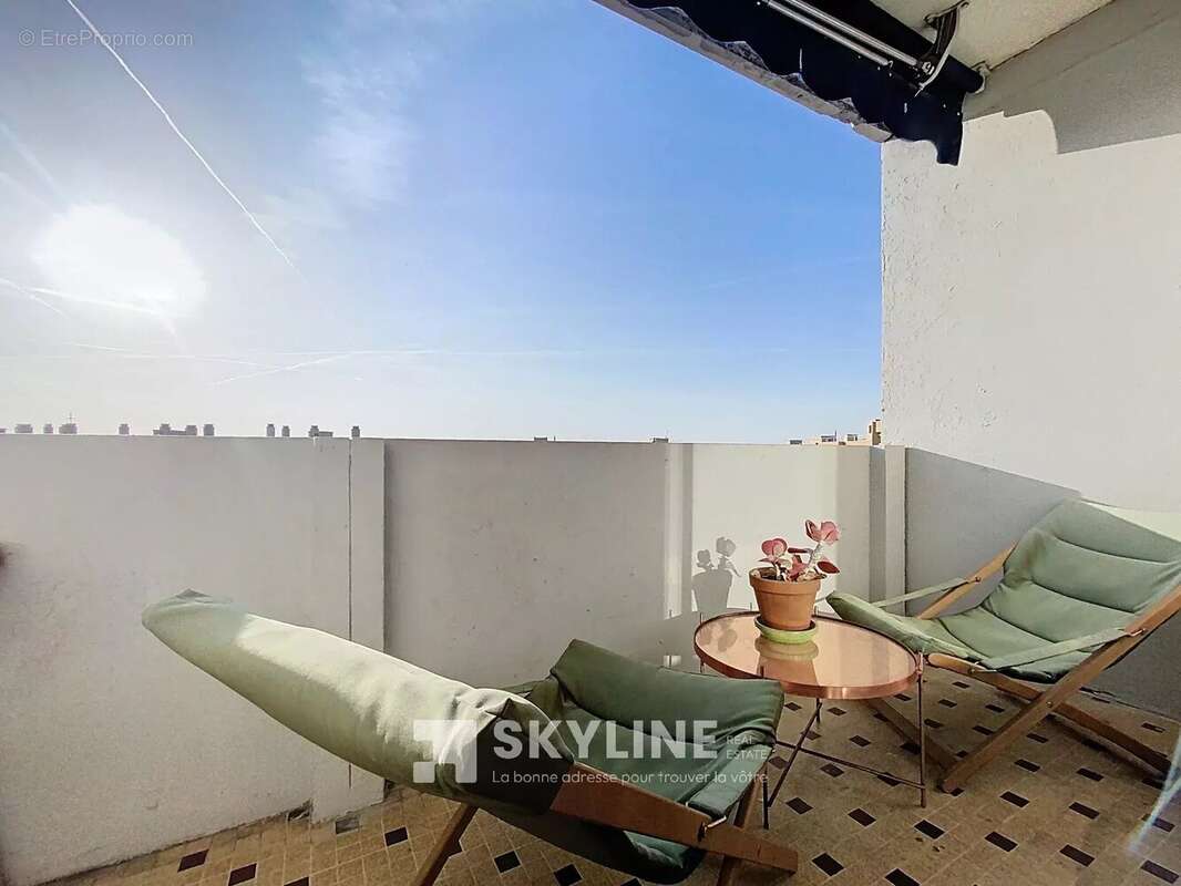 Appartement à MARSEILLE-1E