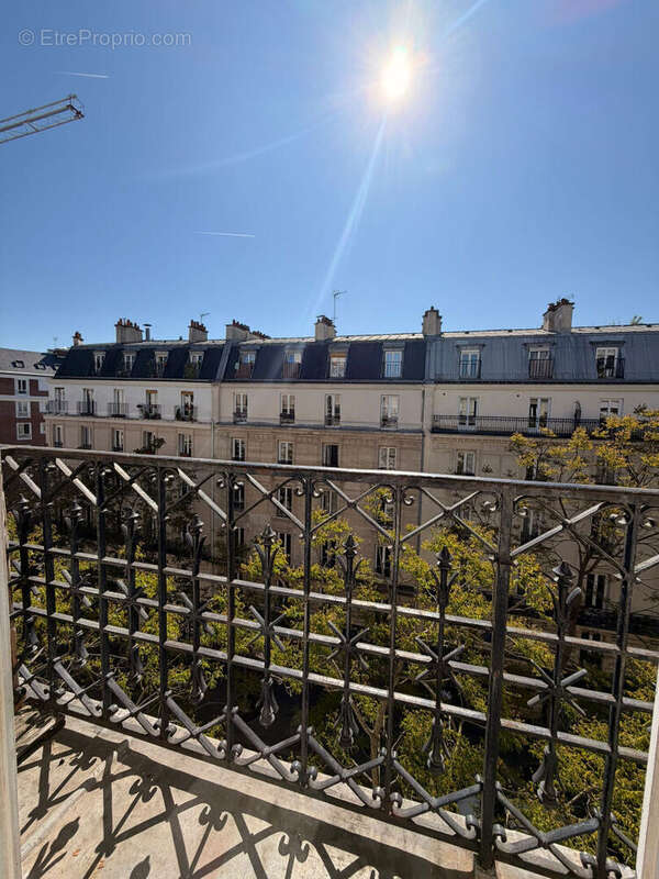 Appartement à PARIS-19E