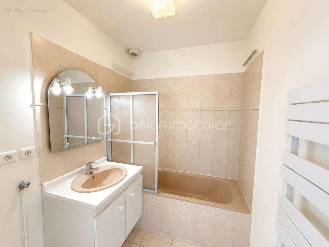 Appartement à LIVRY-GARGAN