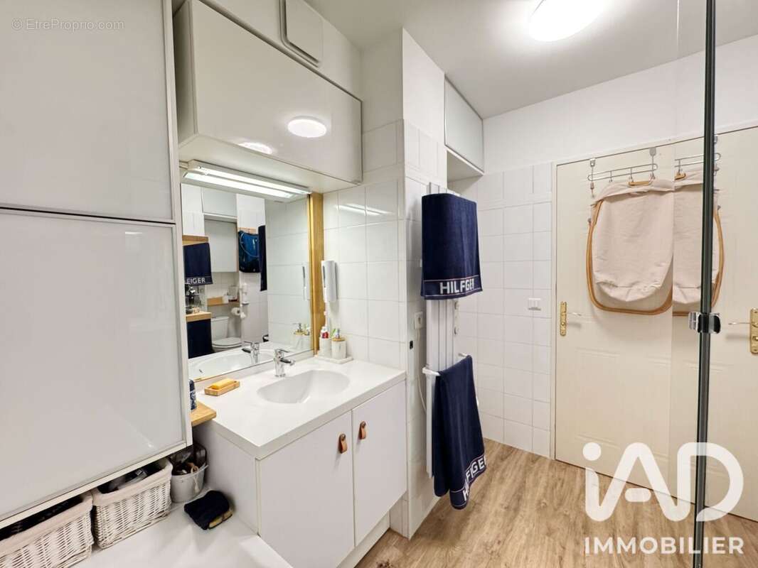 Photo 8 - Appartement à ISSY-LES-MOULINEAUX