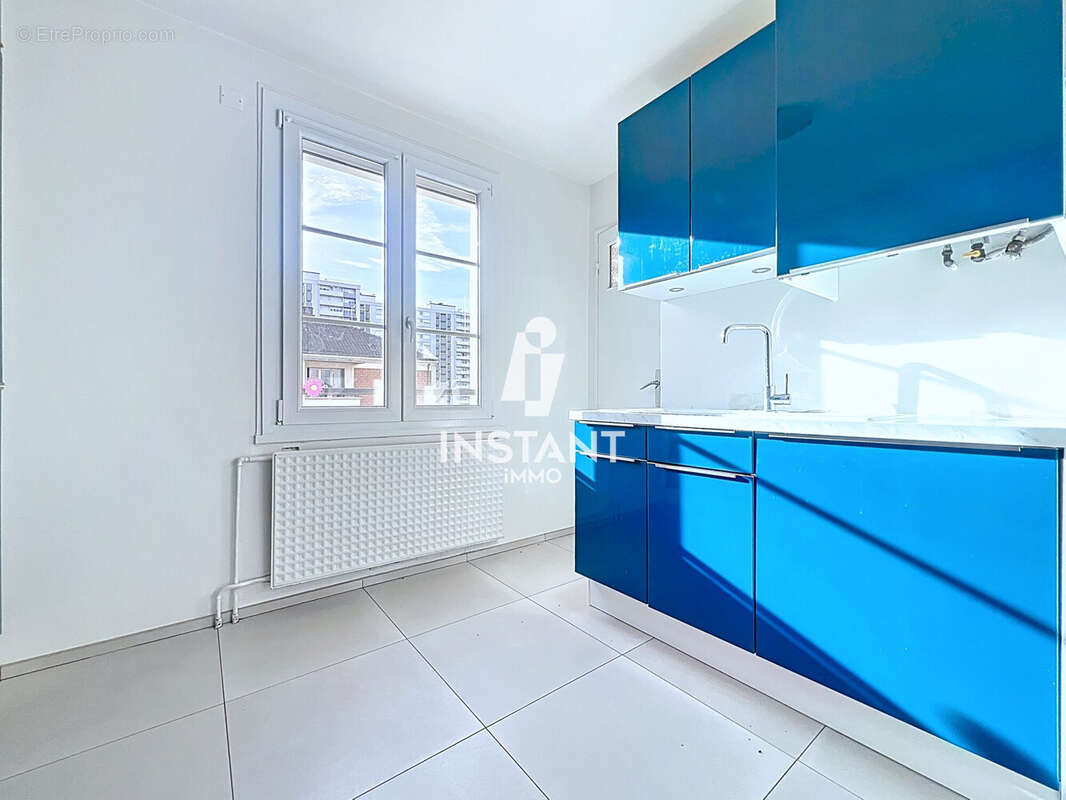 Cuisine - Appartement à VITRY-SUR-SEINE