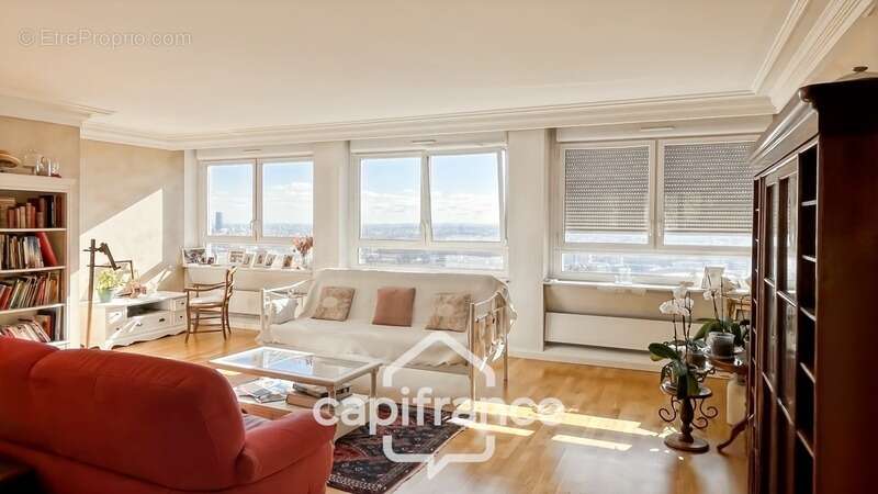 Appartement à SAINTE-FOY-LES-LYON