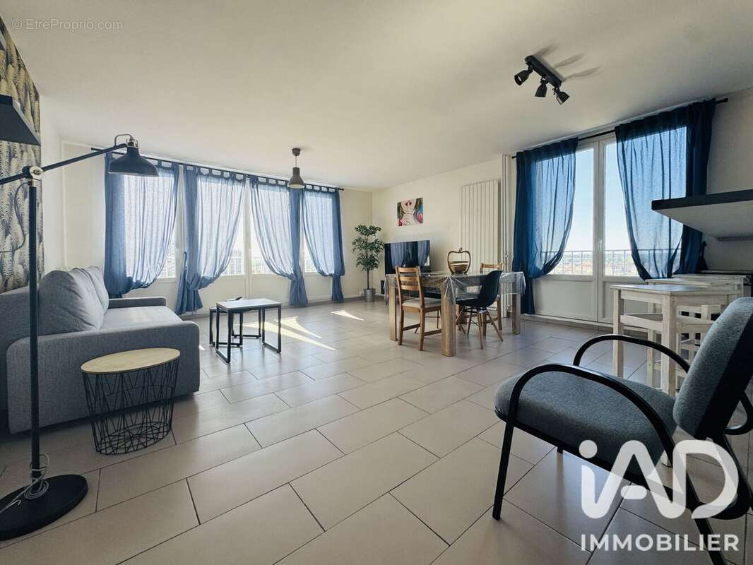 Appartement 73 m² à Tours  - photo 3