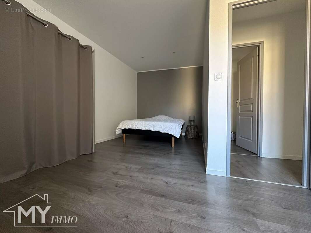Appartement à LALINDE