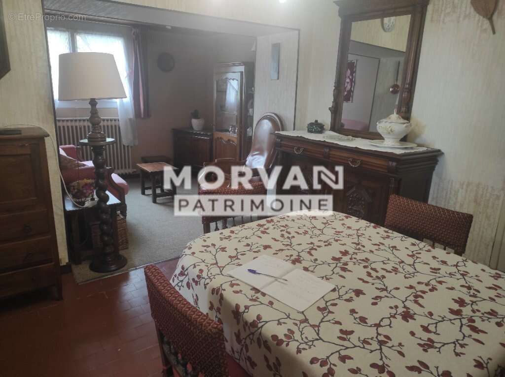 Maison à CHATEAU-CHINON(VILLE)