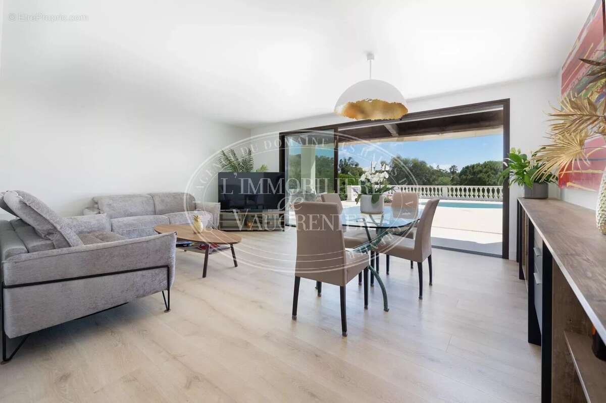Vente hauts de vaugrenier villa 5 pièces 1 690 000.-€ - photo 4
