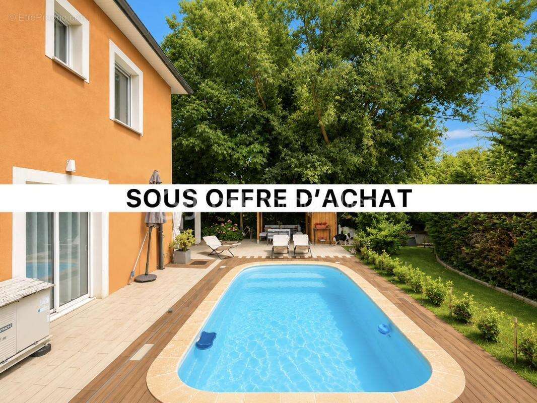 Maison à MASSIEUX