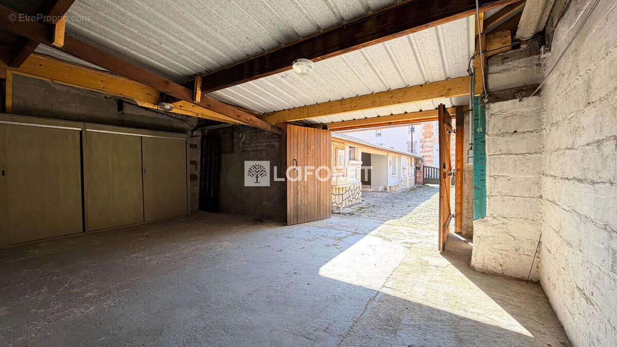 Maison à SAINTE-MENEHOULD