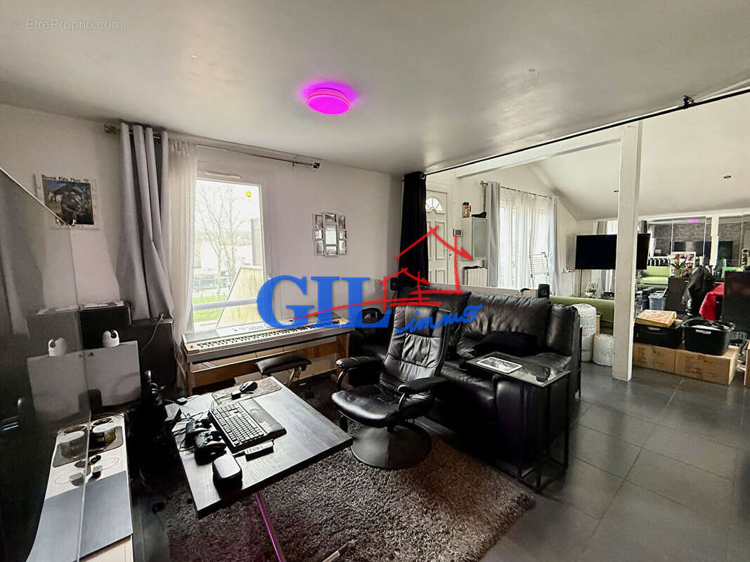 Appartement à NANDY