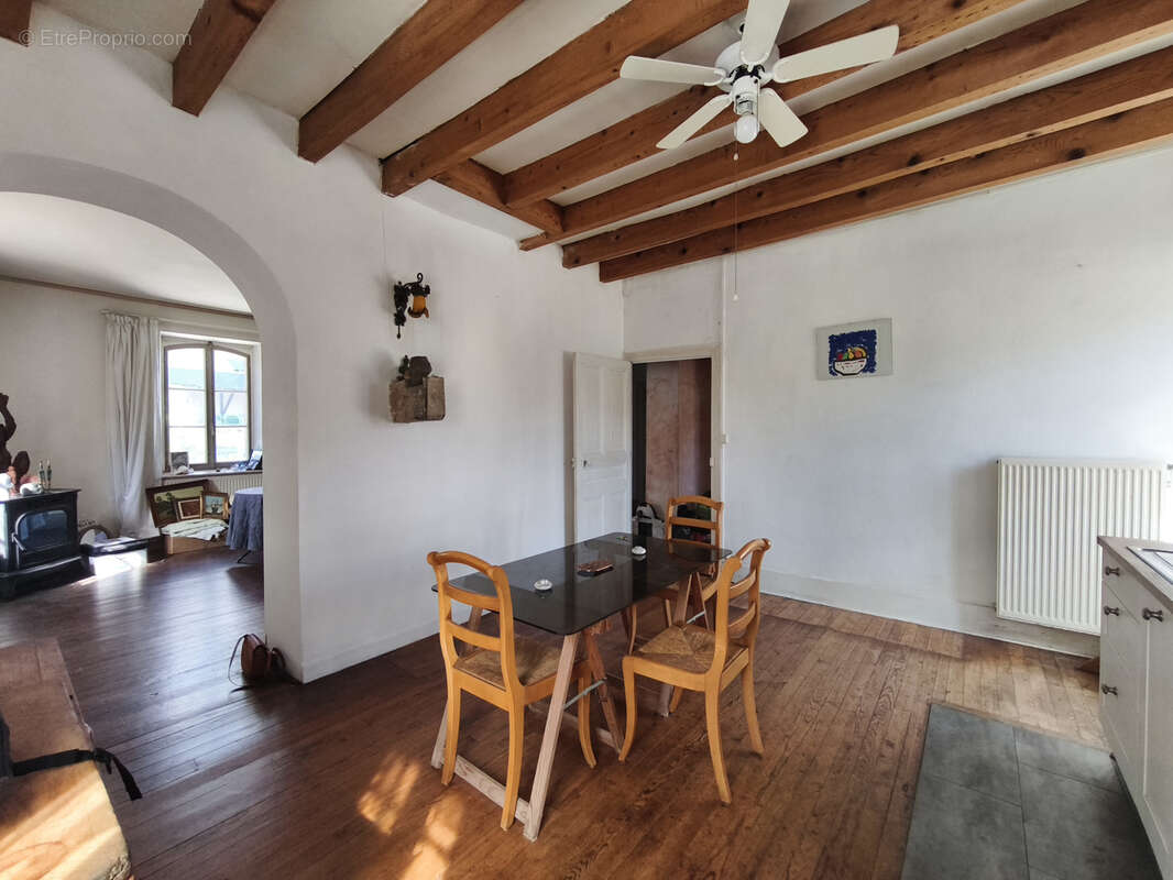 Maison à SUTRIEU