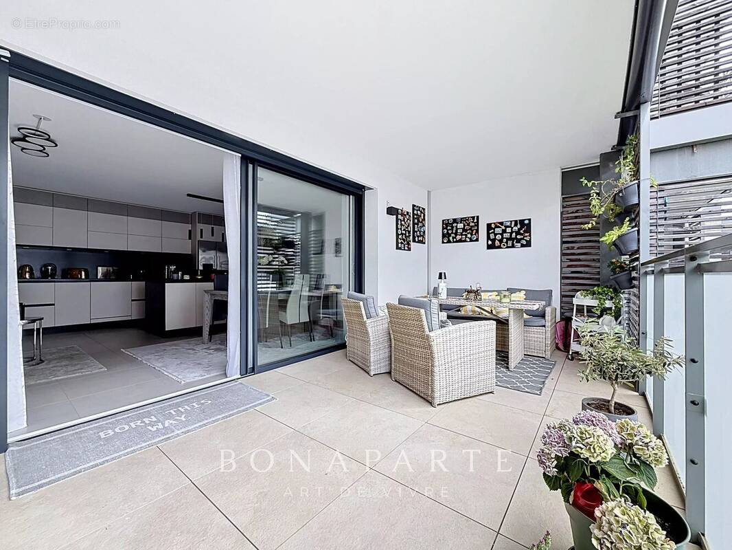 Appartement à ORNEX