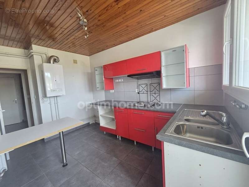 Appartement à BELLEVILLE-SUR-MEUSE