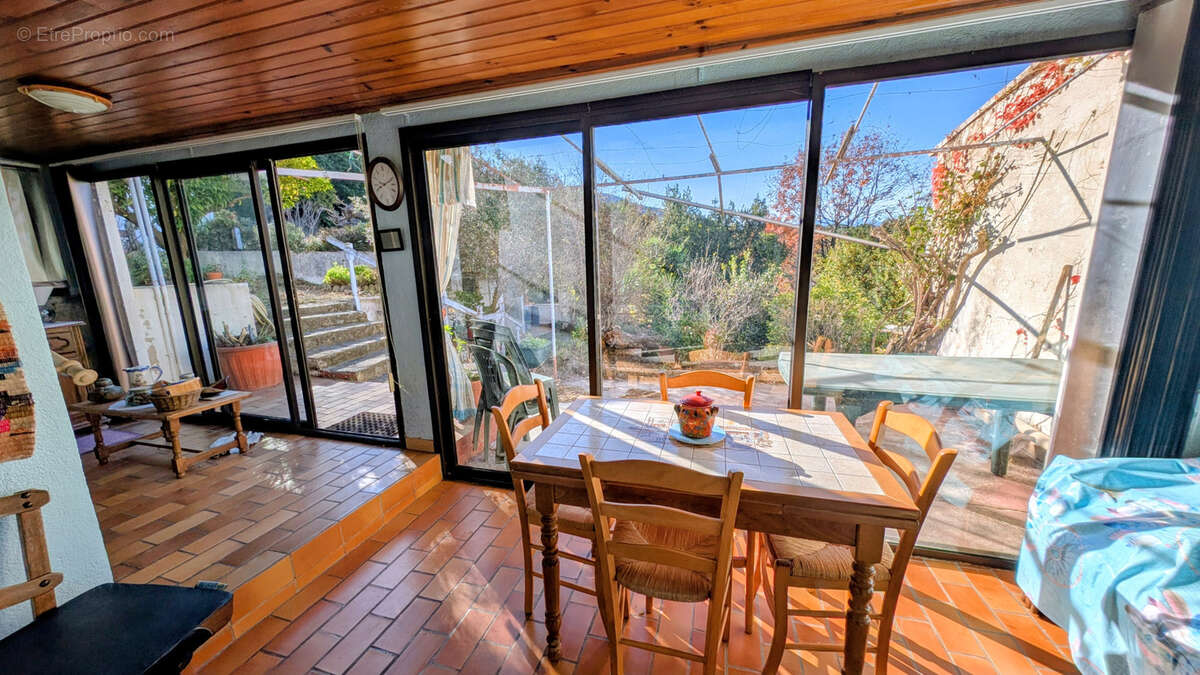 Maison à LAROQUE-DES-ALBERES