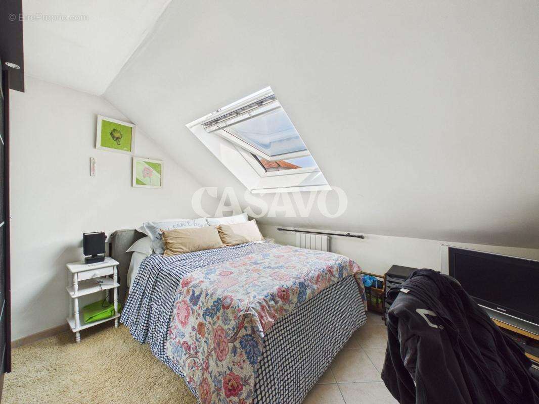 Vente Maison de ville 5 pièces de 92m² - 95140 Garges-lès-Gonesse - photo 15