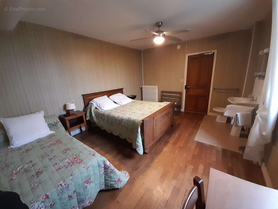 Appartement à VAUNAC