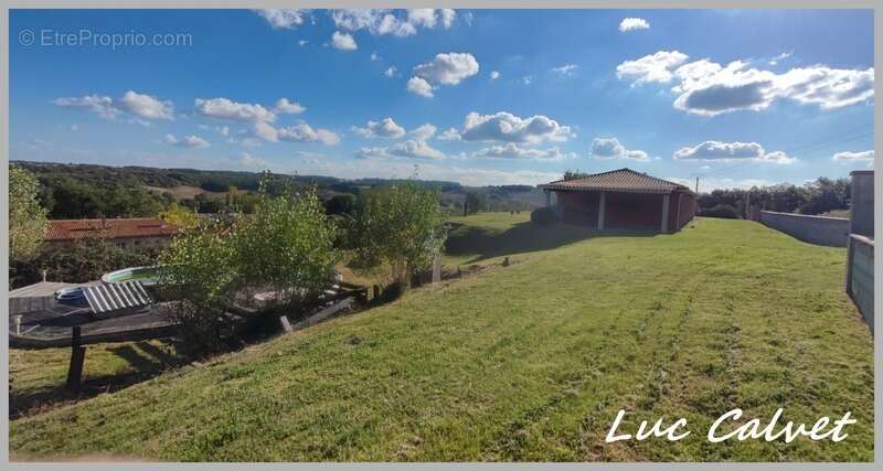 Maison à MONCLAR-DE-QUERCY