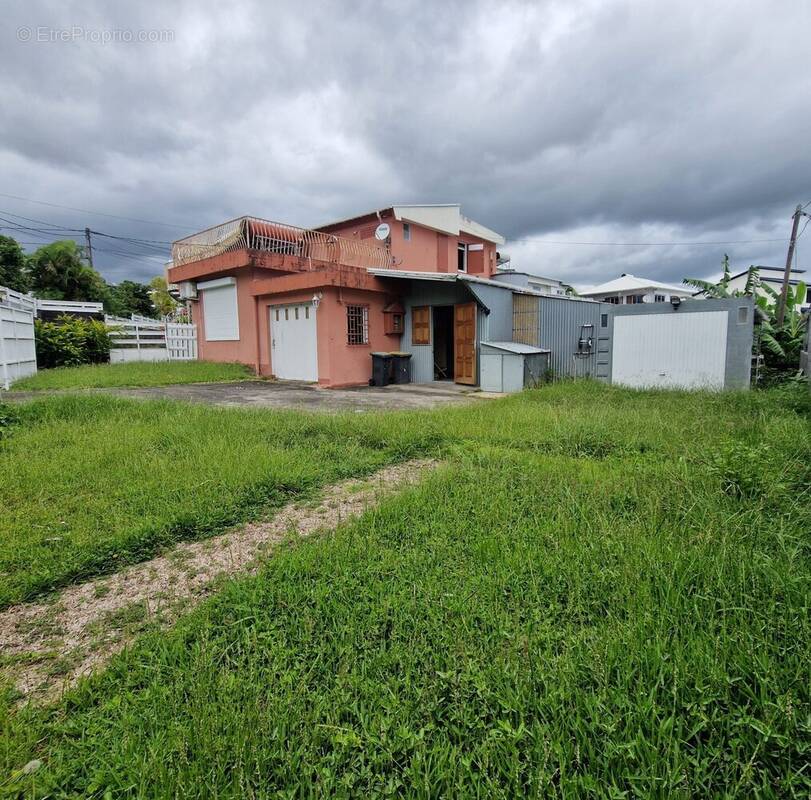 Maison à LE TAMPON
