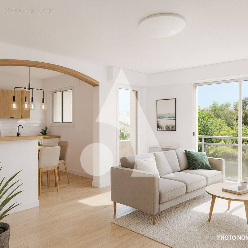 Appartement à FREJUS