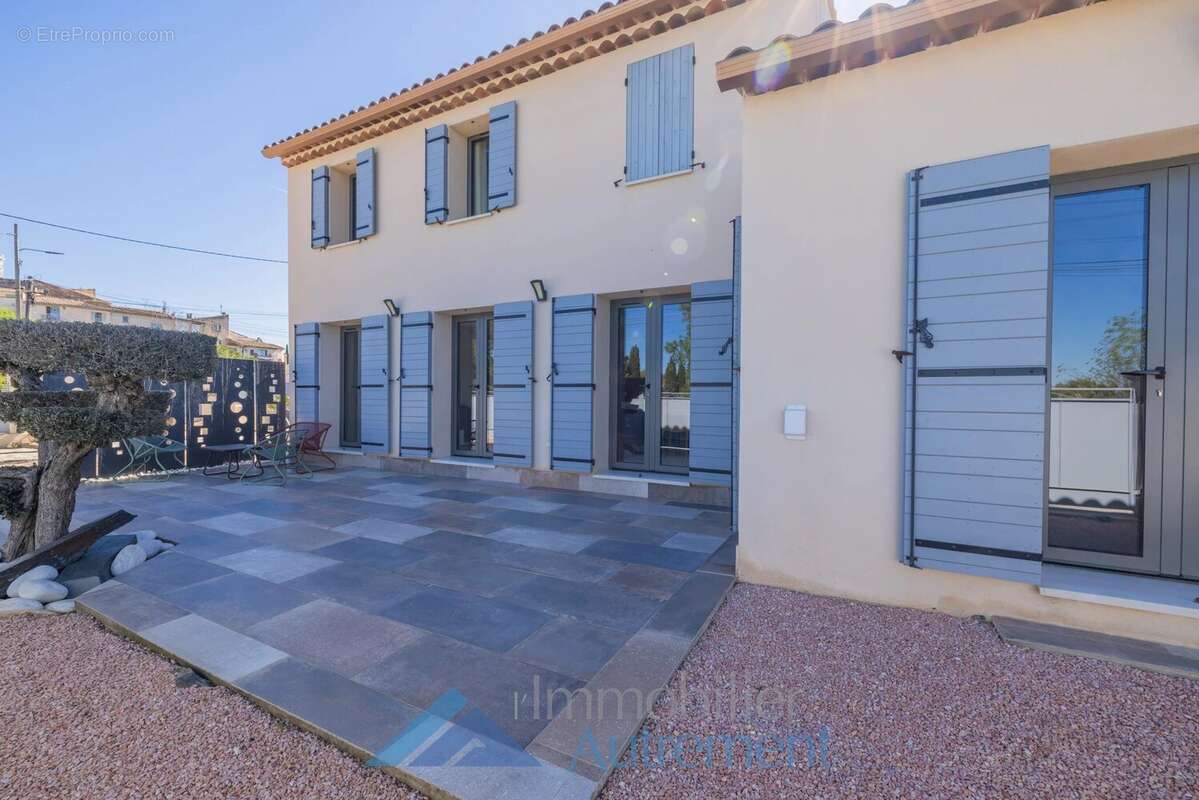 Maison à BOUC-BEL-AIR
