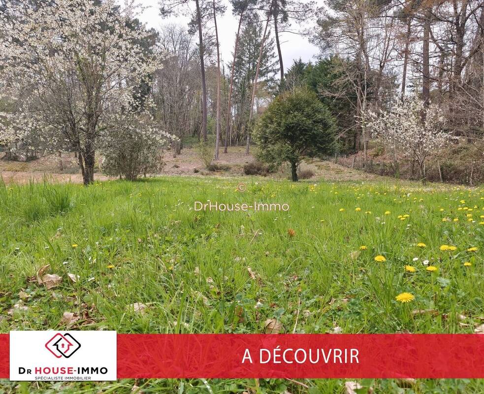 Terrain à CHANCELADE