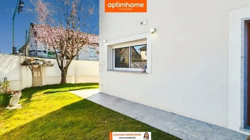 Maison à PARAY-VIEILLE-POSTE