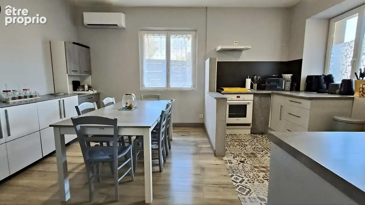 Saint-Giron-d'Aiguevive   Propriété en pierre 215 m2   5 chambres   Piscine   Maison louée - photo 20