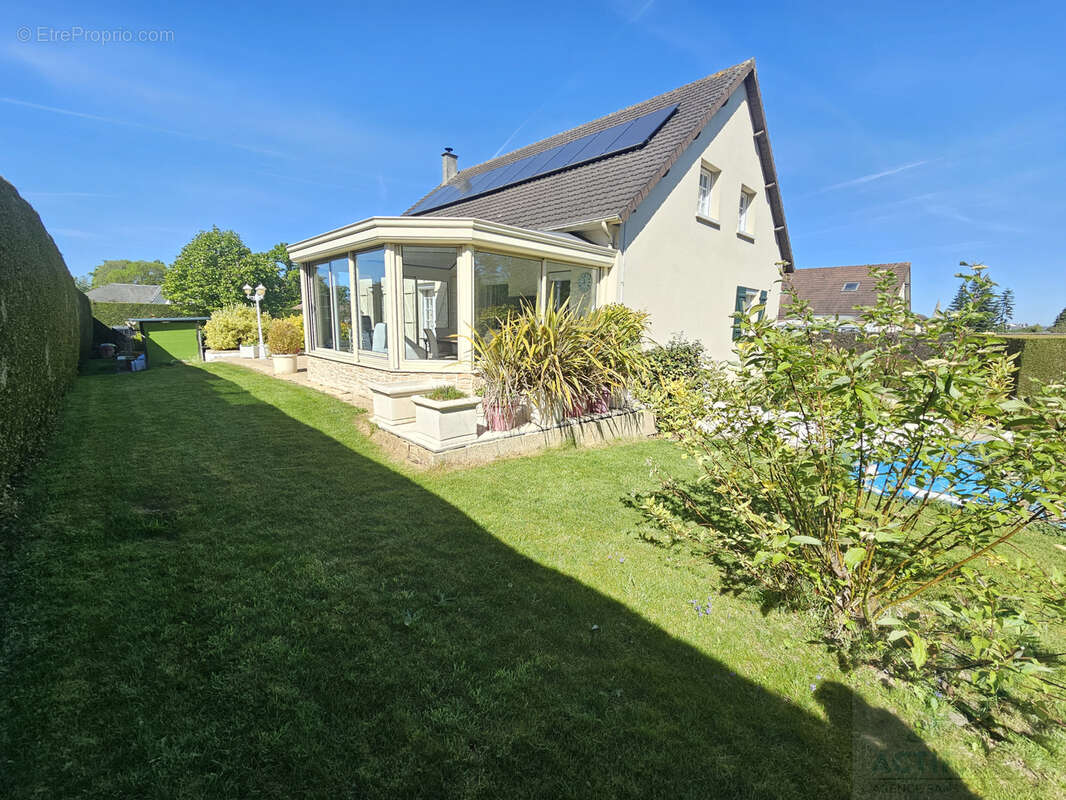 Maison à SAINT-GEORGES-DES-GROSEILLERS
