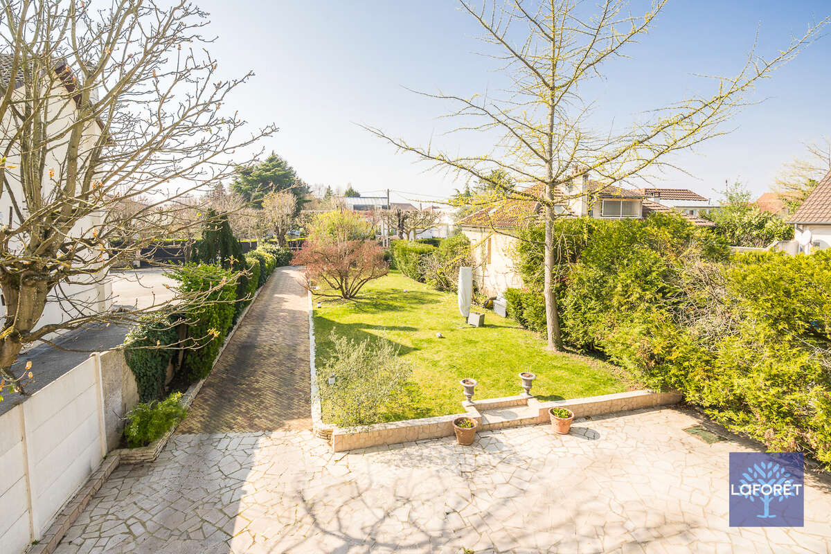 Maison à LES PAVILLONS-SOUS-BOIS