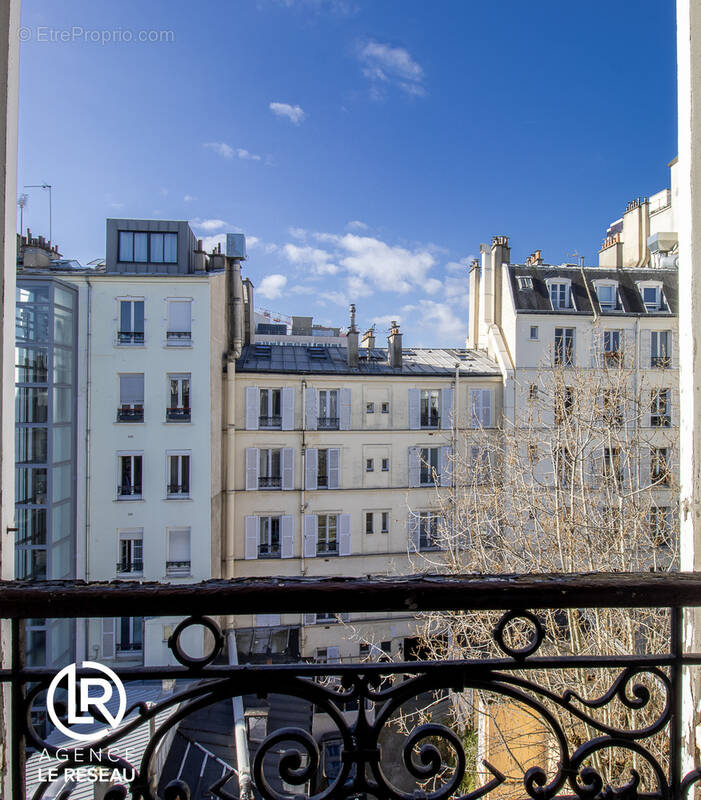 Appartement à NEUILLY-SUR-SEINE