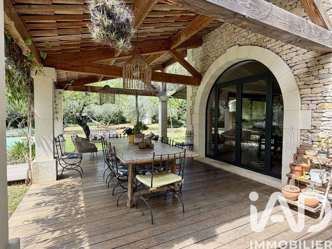 Photo 2 - Maison à NIMES
