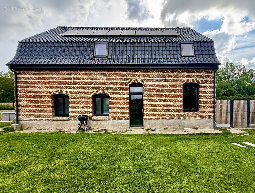 Maison à WALLON-CAPPEL