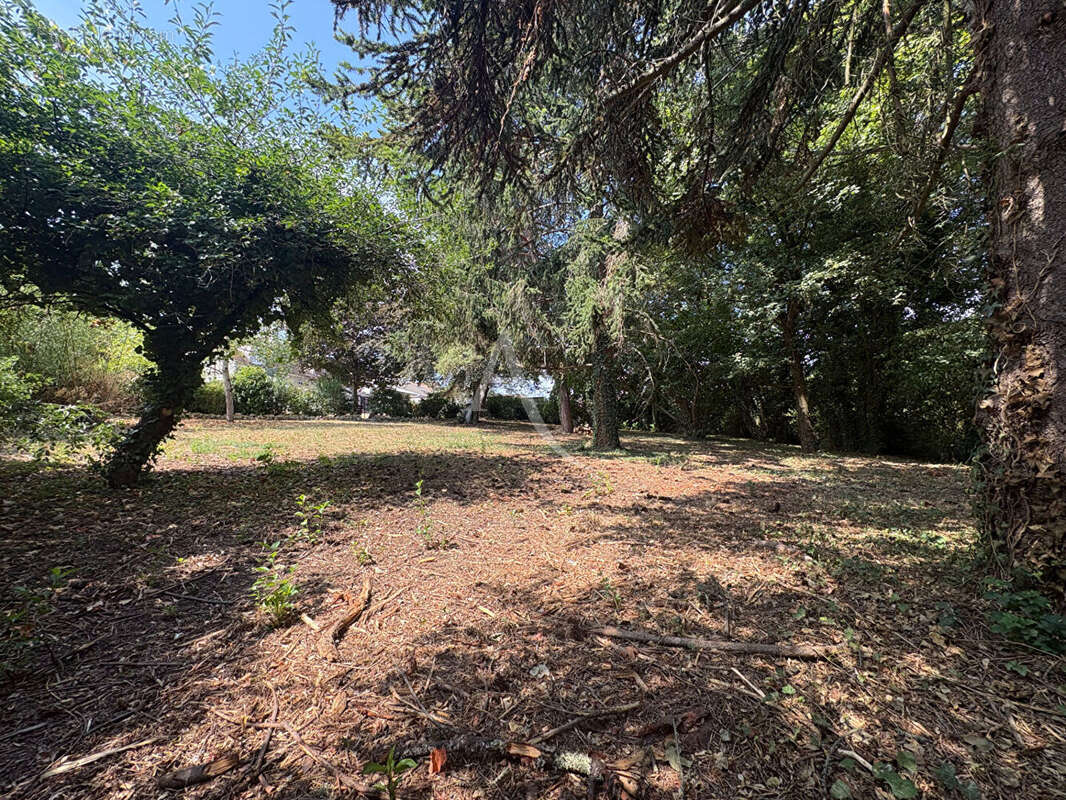 Terrain a batir secteur le chatelet en brie - 1002 m2 - photo 2