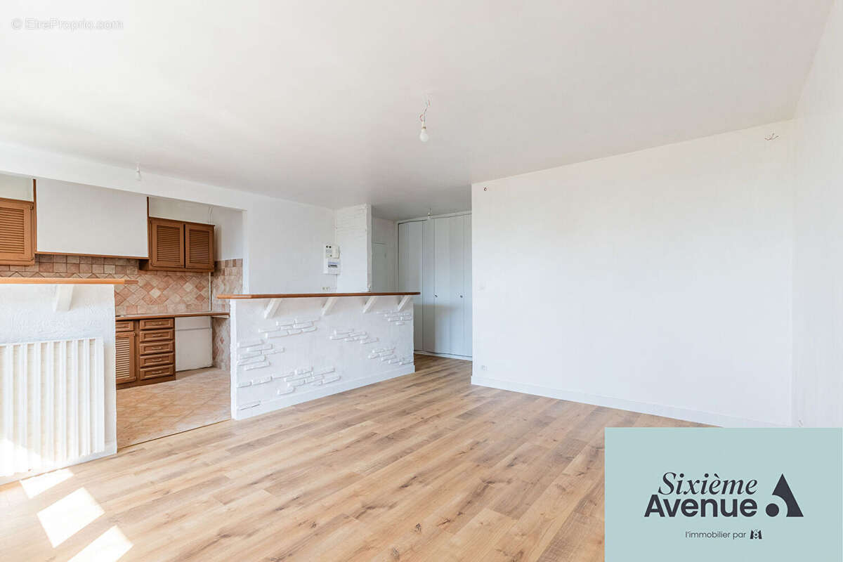 Appartement à CHILLY-MAZARIN