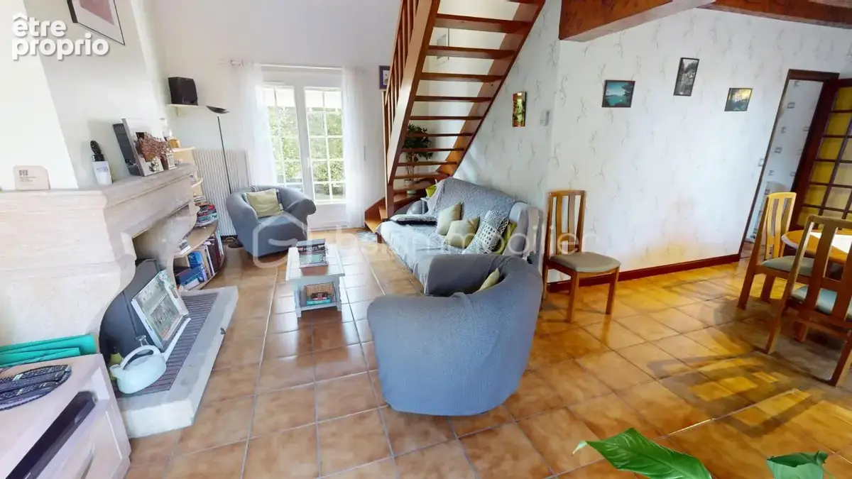 Maison 5 pièces - 113m² - photo 4
