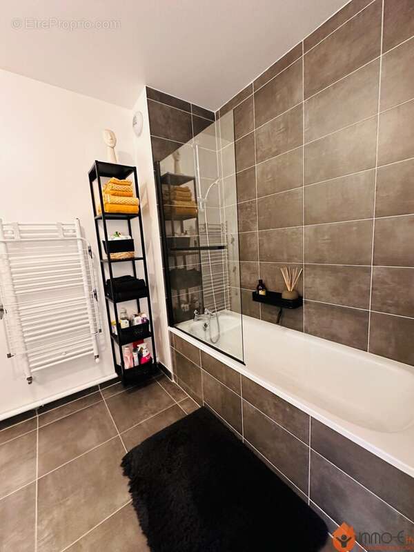 Appartement 77 m² à Ozoir-La-Ferriere  - photo 6